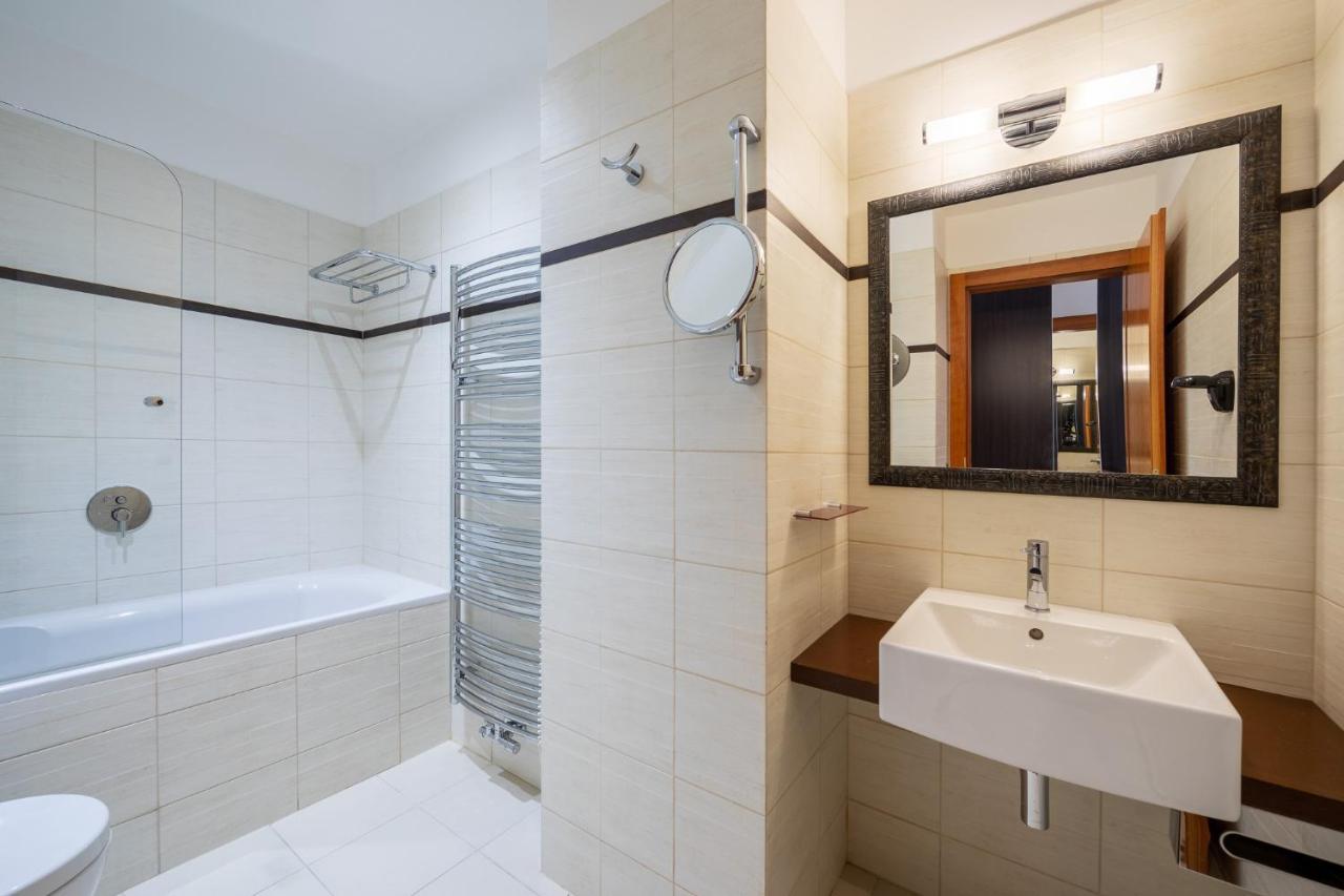 Design Merrion Hotel Prague Exterior photo