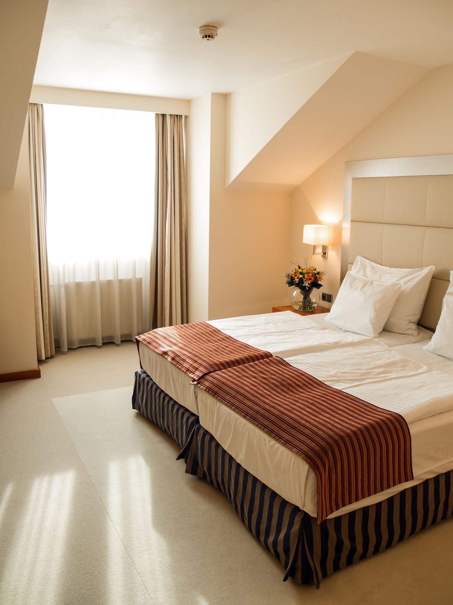 Design Merrion Hotel Prague Exterior photo