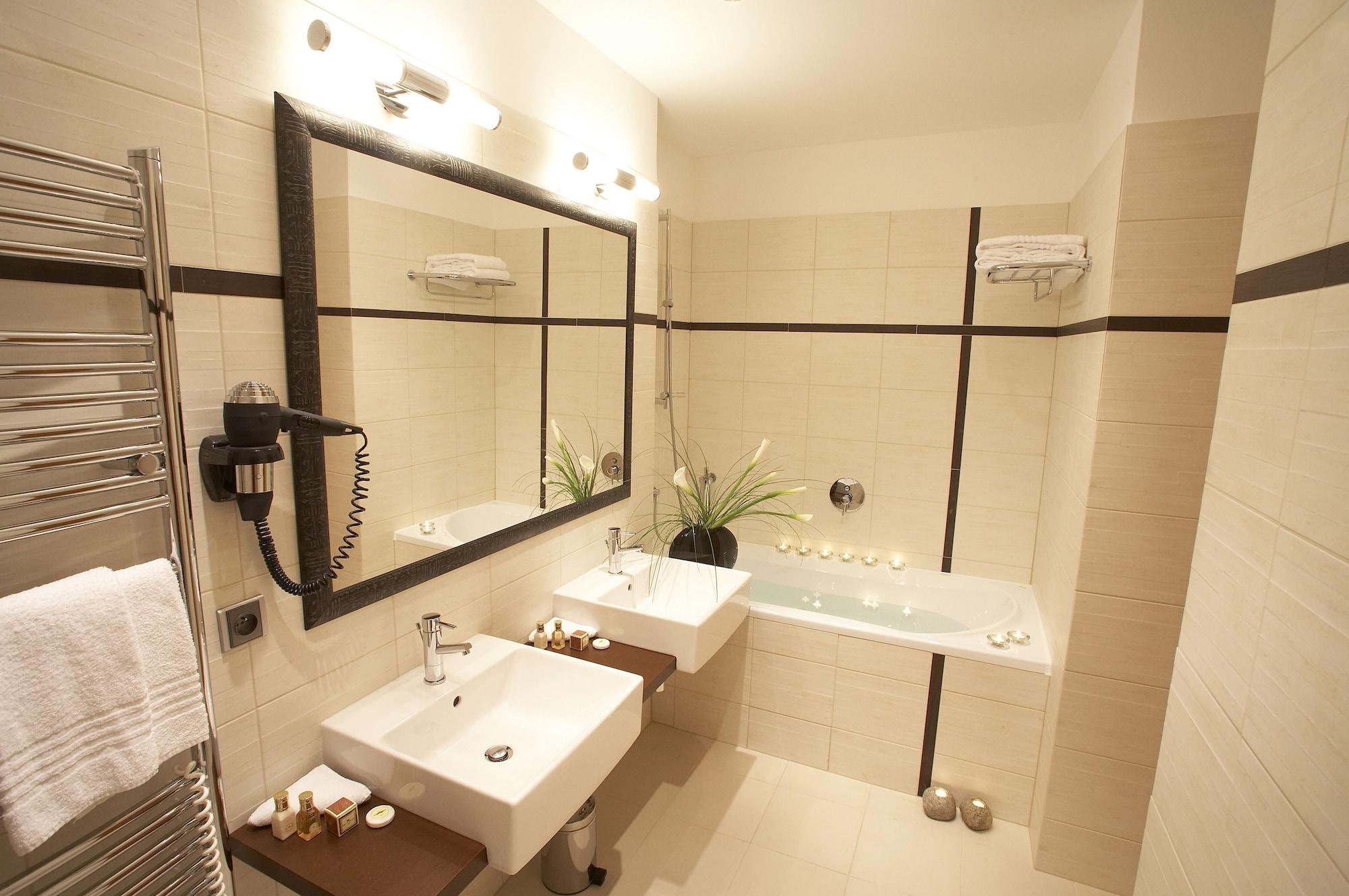 Design Merrion Hotel Prague Exterior photo