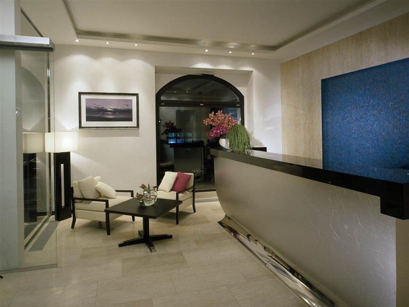 Design Merrion Hotel Prague Exterior photo